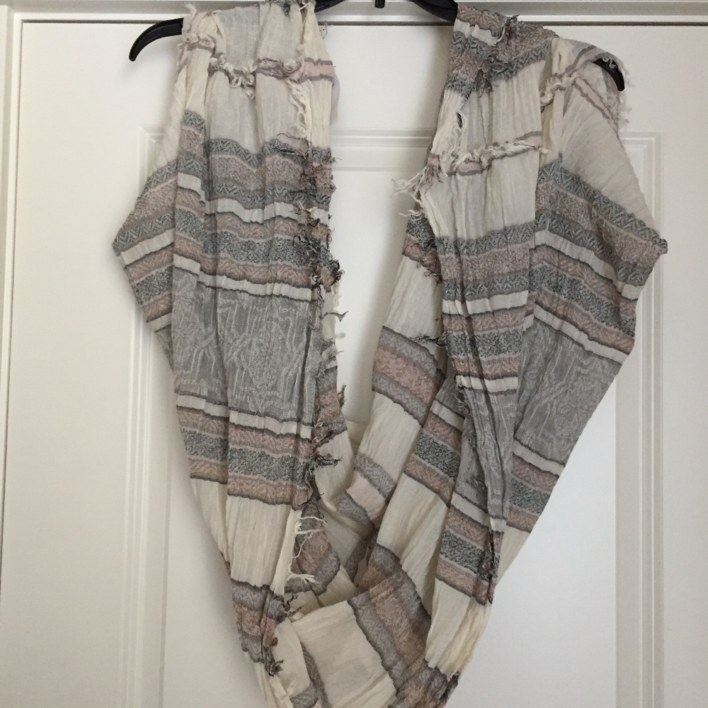 FREE PEOPLE | Aztec Print Shrug